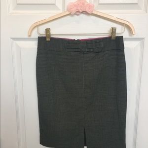 Banana Republic pencil skirt / size 4